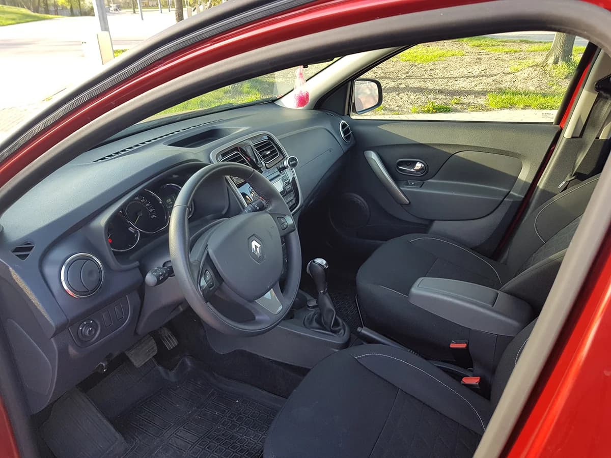 Рено Сандеро Стэпвей, 2015 - фото 8